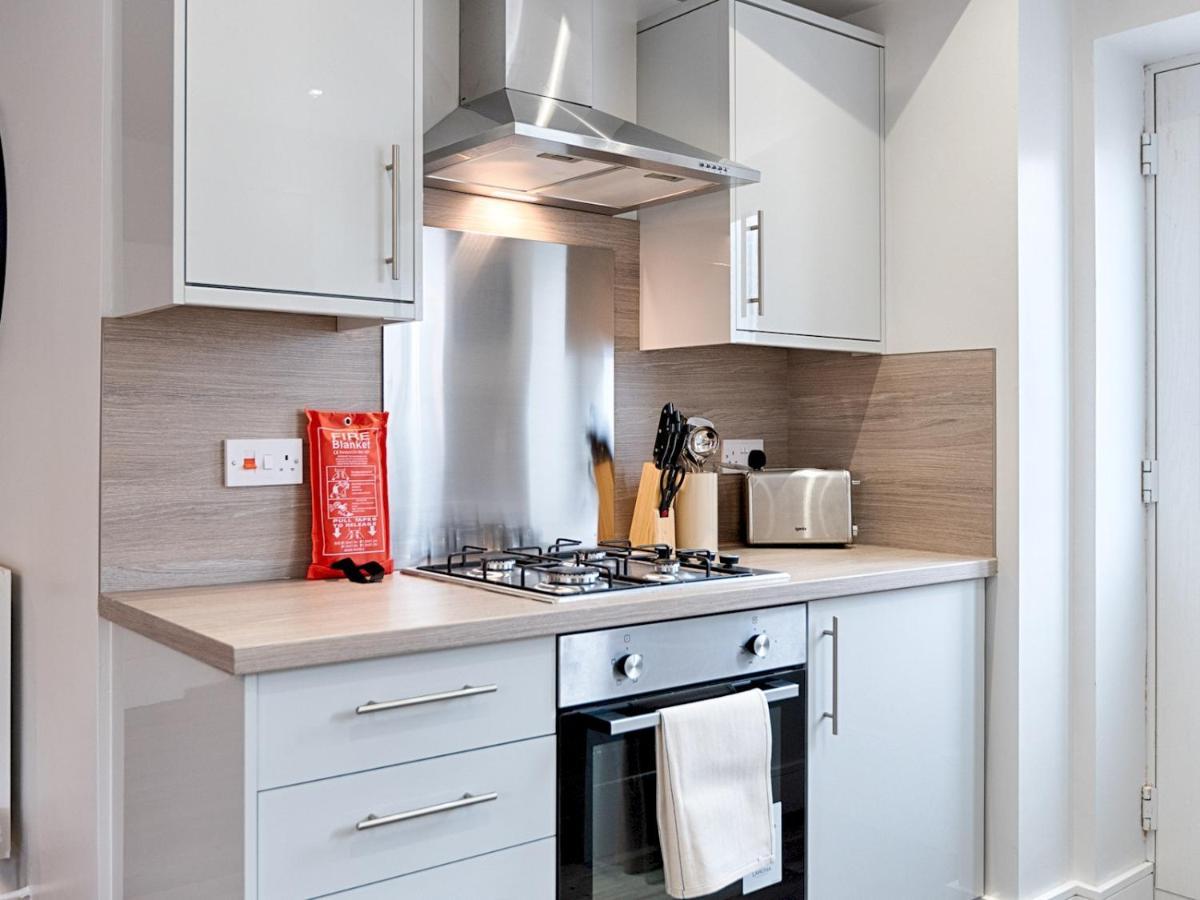 Pass The Keys Luxury Bright Spacious Family Home - Near Beaches Свонсі Екстер'єр фото